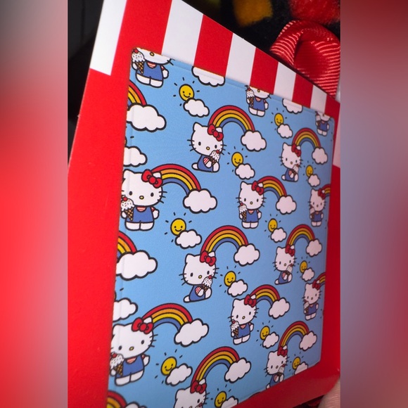 Super Cute  Hello Kitty Blue Ice Cream & Rainbow 🌈 Throw Blanket 60”x70” - NEW - Picture 7 of 10